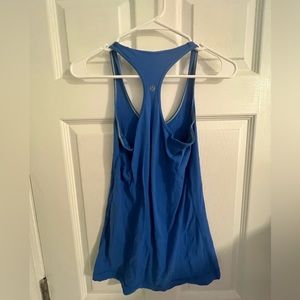 Lululemon reversible tank in Blue Size 6